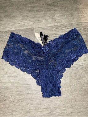 Victoria's Secret Navy Lace Cheeky Panty with Bow Accent